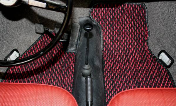 COCO MATS, RED & BLACK, FRONT & REAR 4 PIECE SET, BUG 1947-57