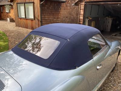 TOP COVER, NAVY BLUE CANVAS WITH OFF WHITE PERF. WINDOW LINING, GHIA CONV. 1958-67  *MADE IN USA* - Image 3